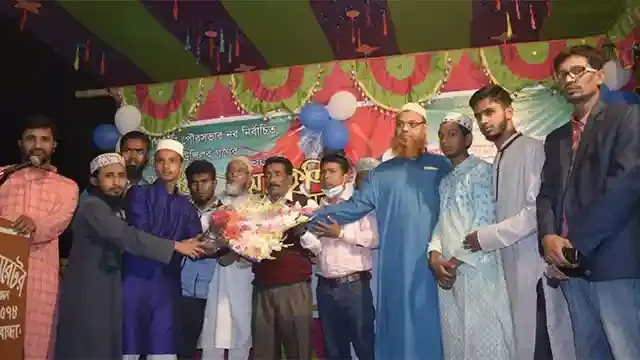 পলাশবাড়ীতে মেয়র ও কাউন্সিলরদের সংবর্ধনা