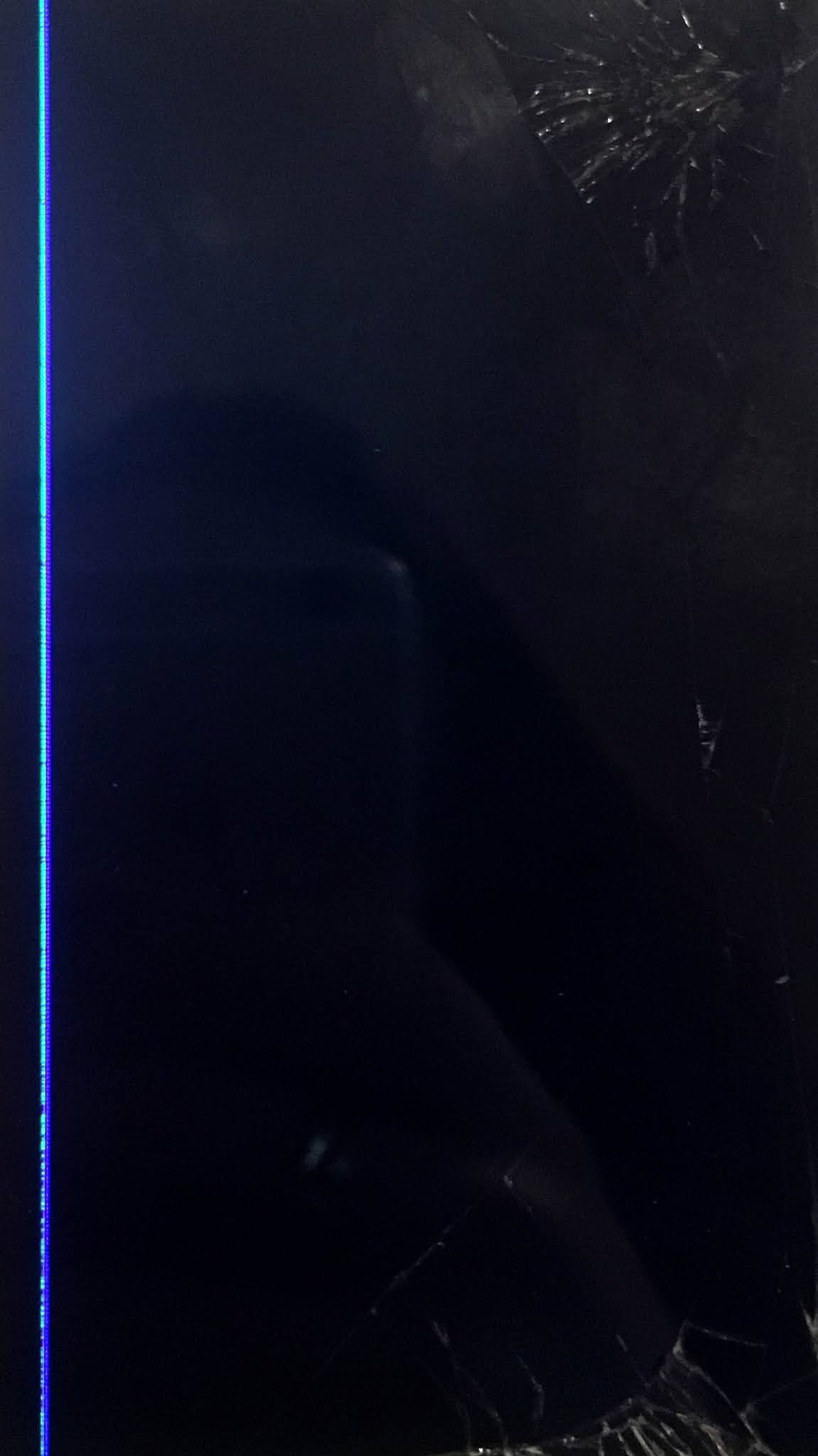 iPhone Vertical Line On Phone Screen Prank