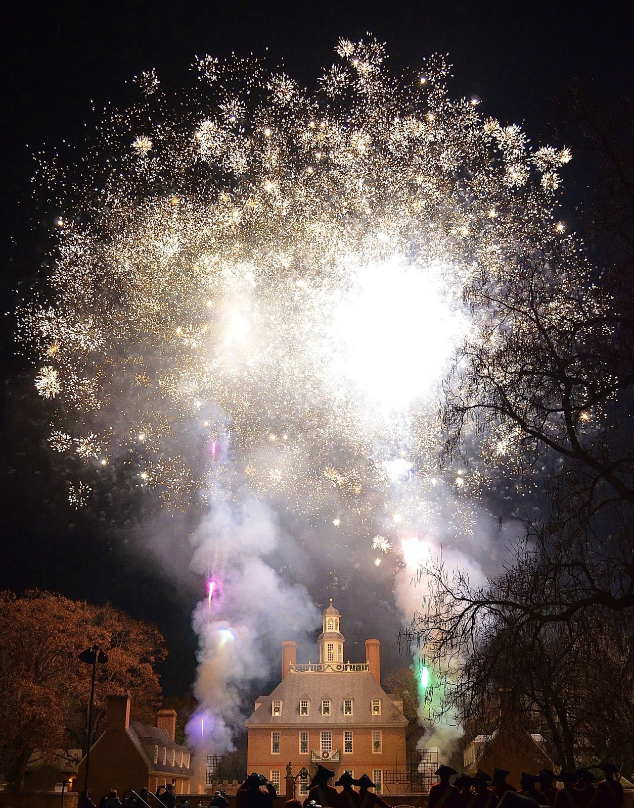 Christmas in Colonial Williamsburg The Grand Illumination