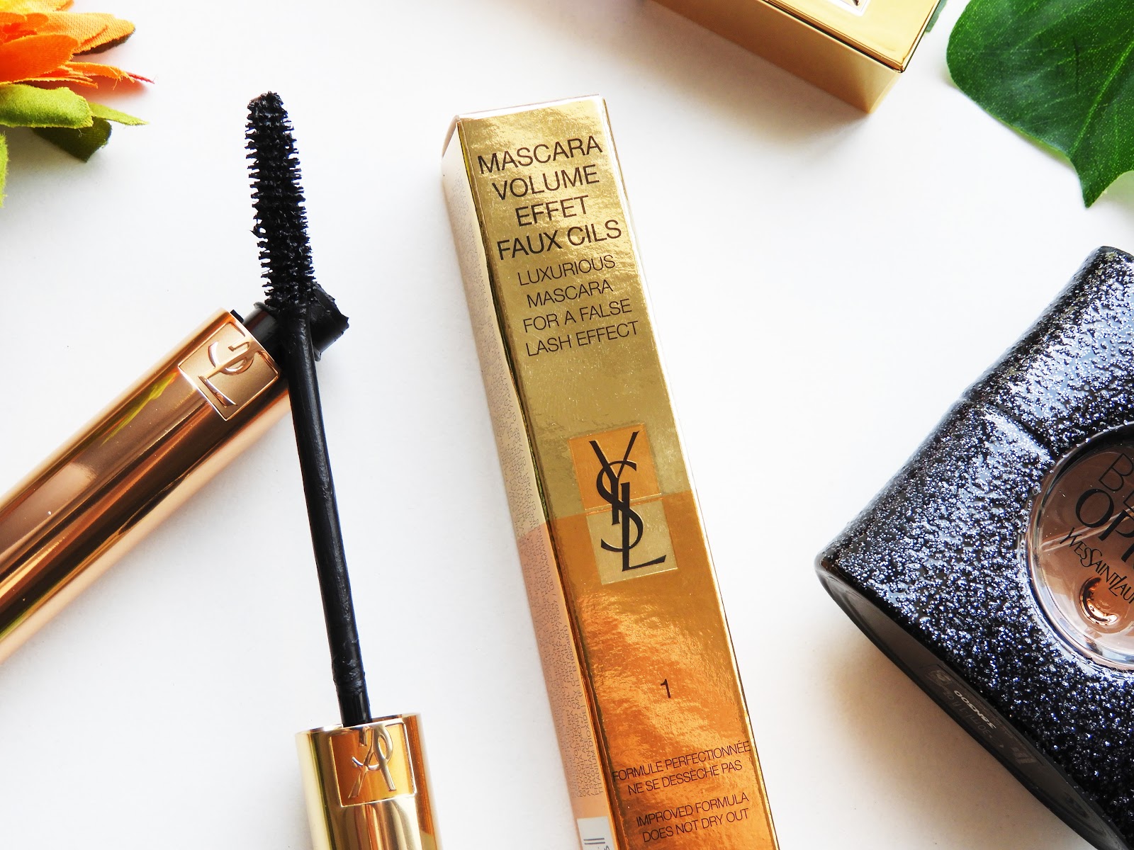 Review Yves Saint Laurent Volume Effet Faux Cils mascara Irispraat.nl
