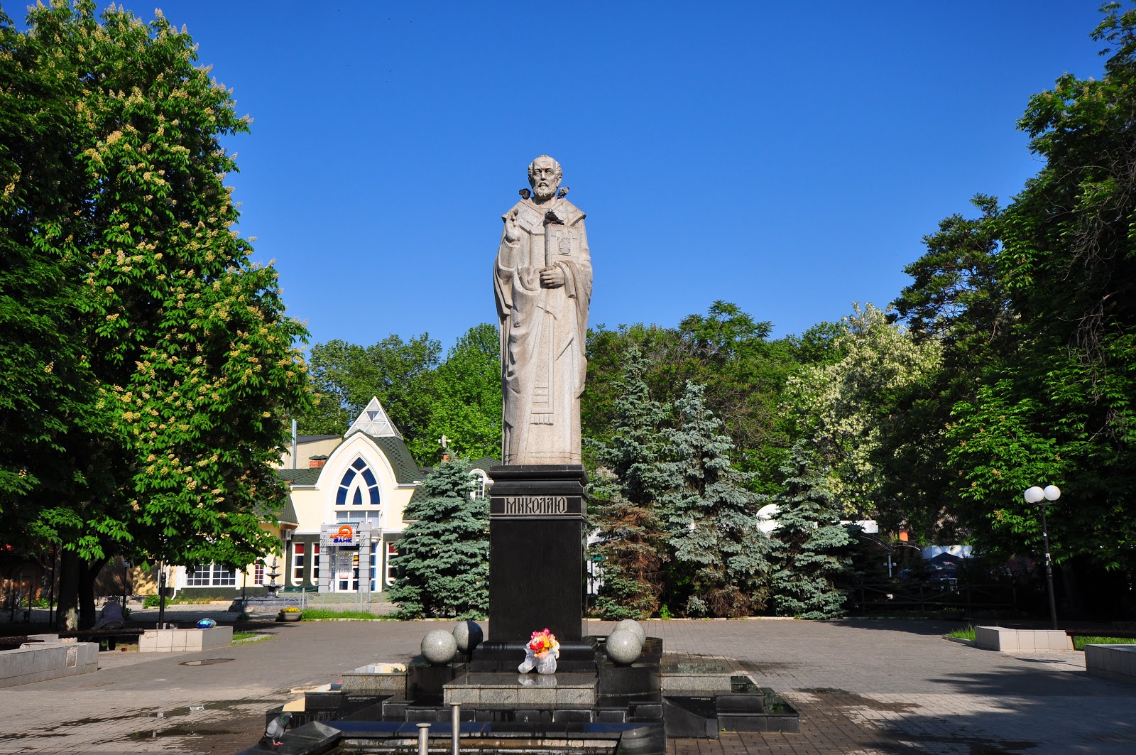 Святой Николай памятник в Николаеве