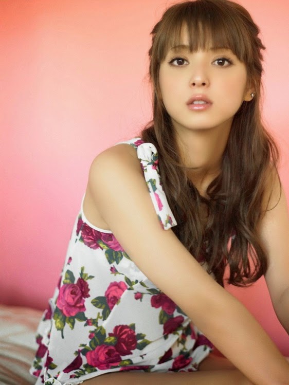 Nozomi Sasaki Sharing Beautiful Asian Girls All Around The World