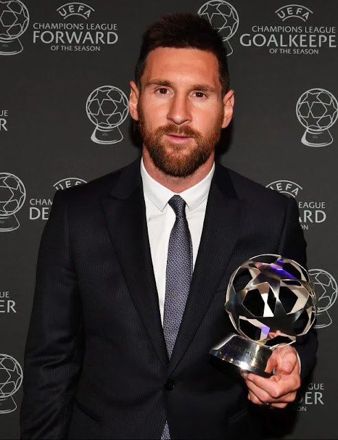 Messi và Ronaldo tay bắt mặt mừng, thân thiện khó tin 5 Messi và Ronaldo tay bắt mặt mừng, thân thiện khó tin 5