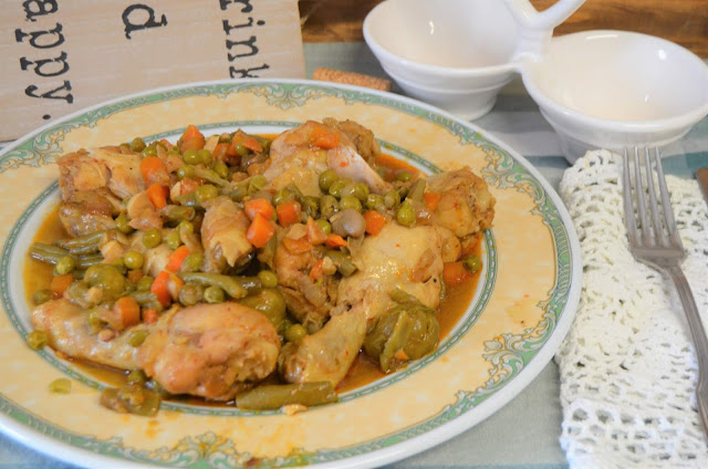 Pollo con menestra de verdura