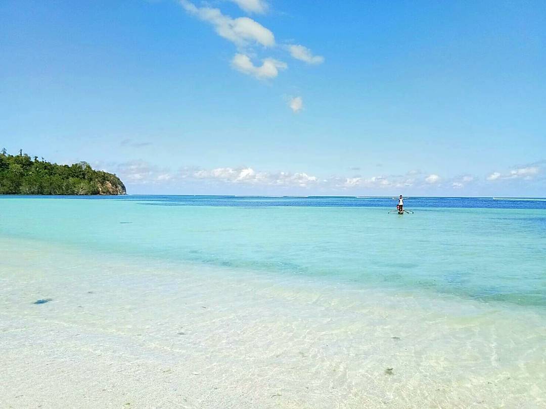 Keindahan Pasir Putih Pantai Mendaan Tanjung Dako Buol - Sulawesi