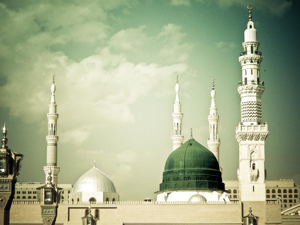 Kumpulan Foto dan Gambar Masjid Nabawi di Madinah 