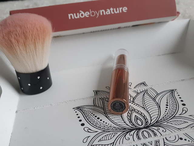 NUDE BY NATURE