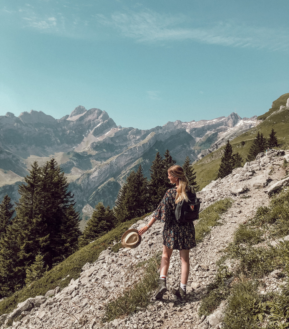 Alpstein Appenzeller Land schönste Wanderung Schweiz Höhenbergweg Äscher Wildkirchli Schäfler Grat Mesmer Seealpsee Aescher