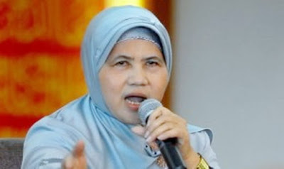 Mamah Dedeh: Coret Islam Nusantara!