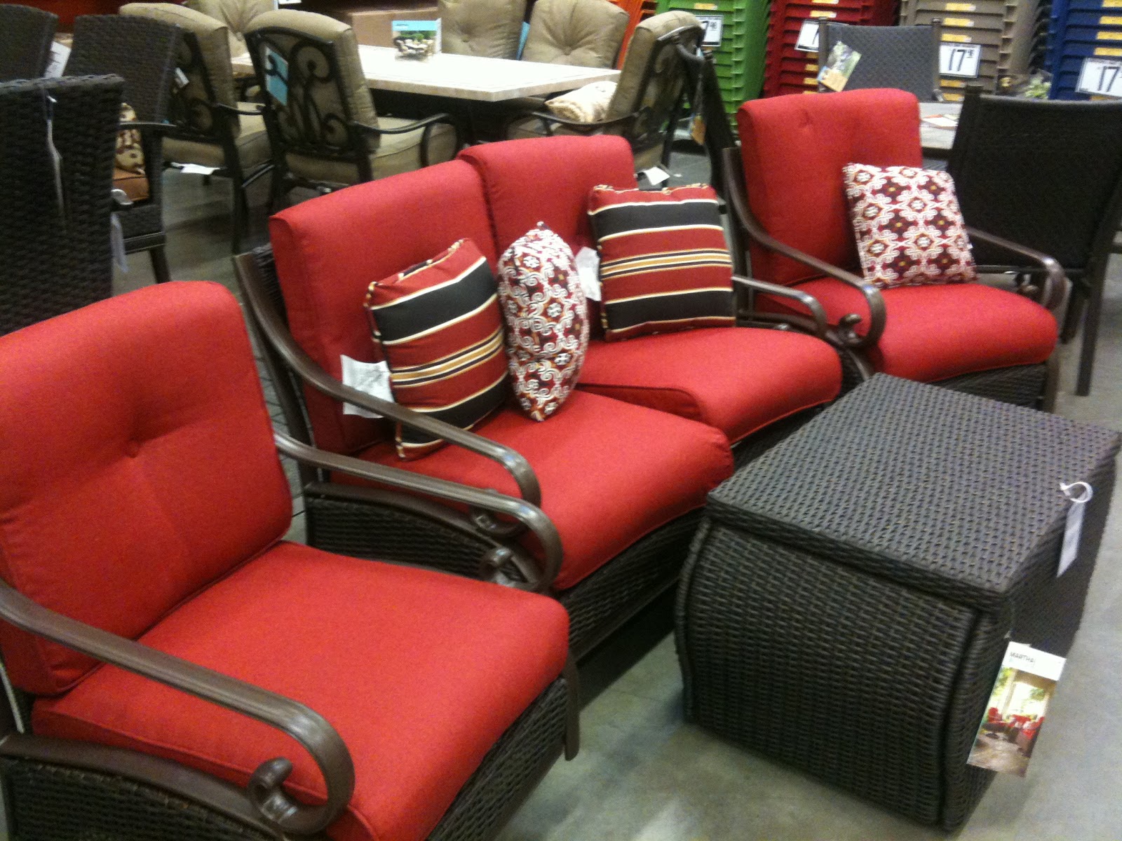 Real Time Real Tiny Outdoor Living Room