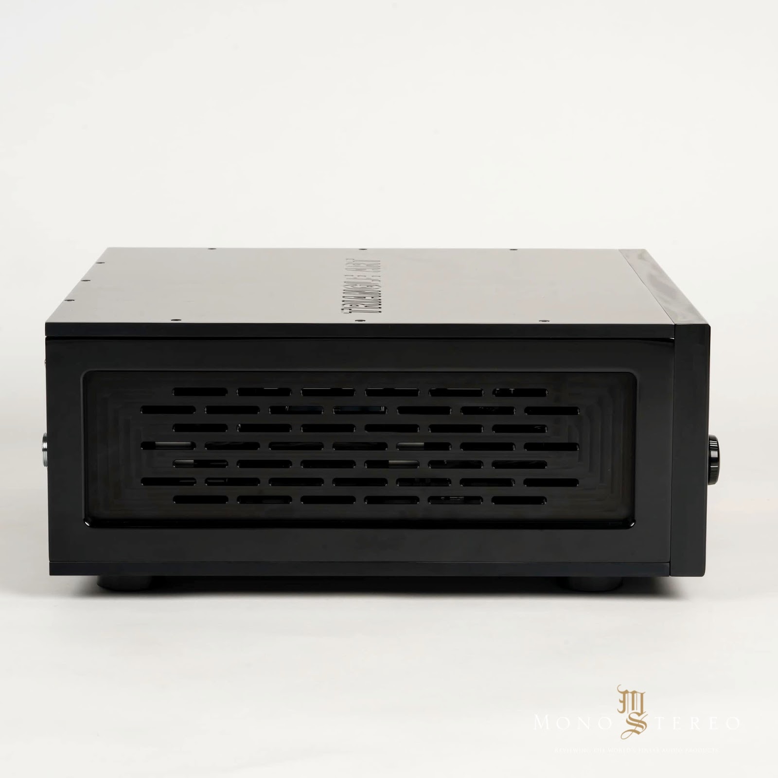 New Triangle Art L200 Reference tube preamplifier M & S Ultimate