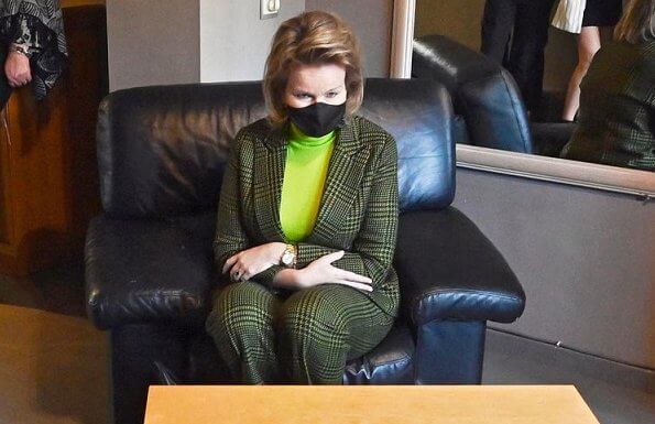 Queen Mathilde wore a green checked blazer and trousers from Natan