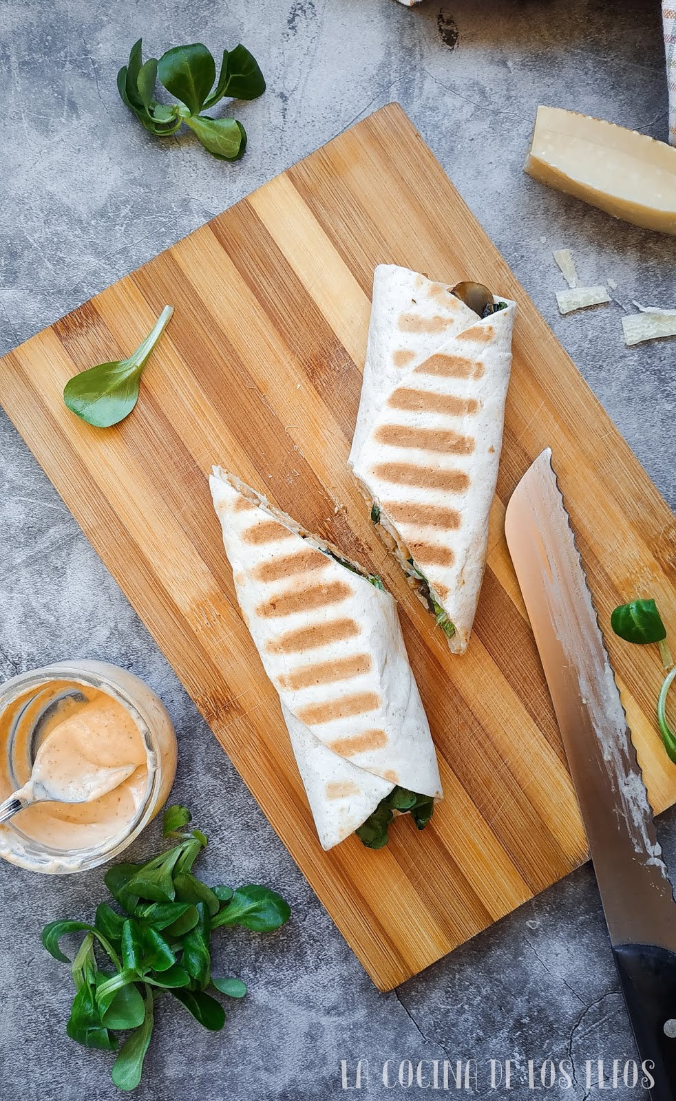 La Cocina de los Elfos Wraps de Pollo Thai con Mayonesa de Curry Rojo