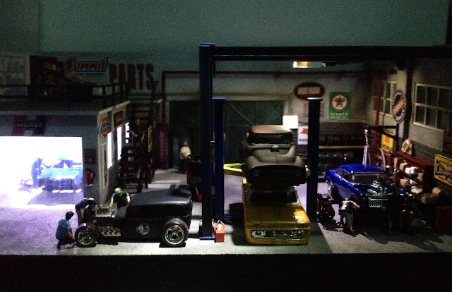 Hot wheels Garage diorama by Customslim Hobbies