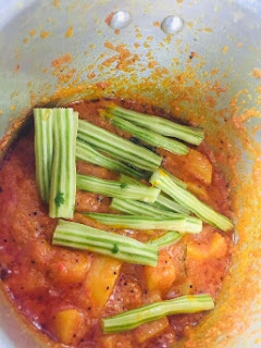 shajan-fali-aloo-ki-sabzi-with-onion-garlic-step-3(8,a) shajan-fali-aloo-ki-sabzi-with-onion-garlic-step-3(8,a)