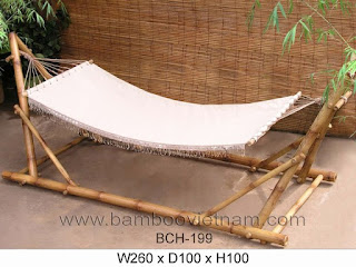 kursi malas dari bambu