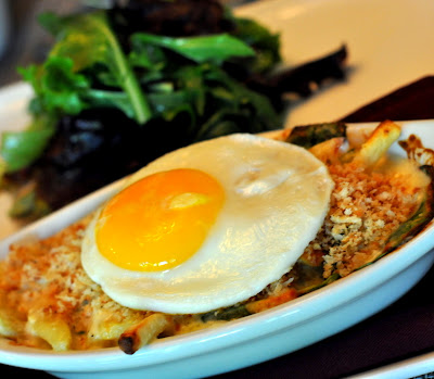 Homemade Macaroni Noodles with Spinach and Cheese topped with a Fried Egg at The Inn on First in Napa, CA - Photo by Taste As You Go