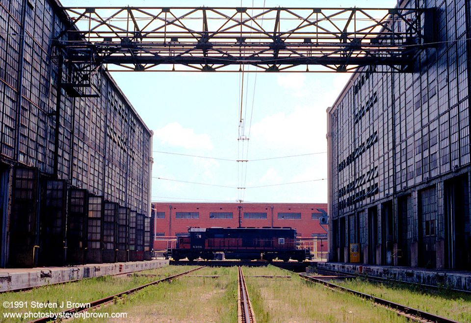 Towns and Nature Cleburne, TX Greenbrier/Santa Fe Transfer Table