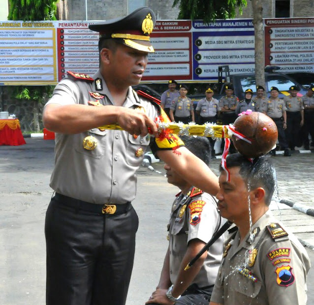 Sakralnya Upacara Kenaikan Pangkat Anggota Polres Wonogiri
