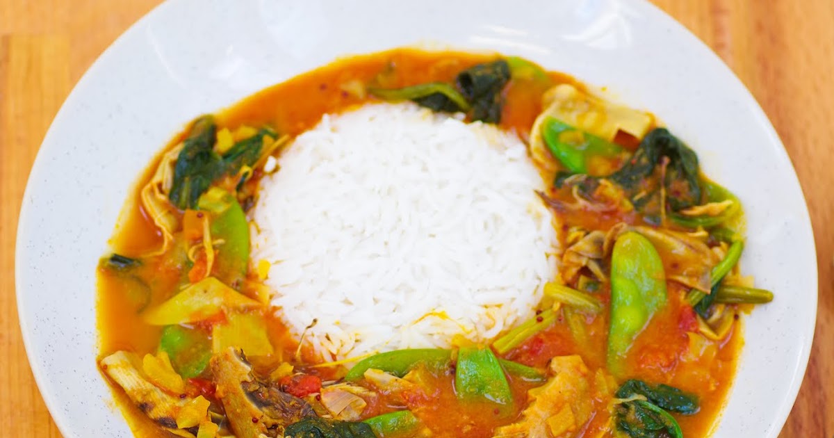 Tomato & Coconut Banana Blossom Curry Euphoric Vegan