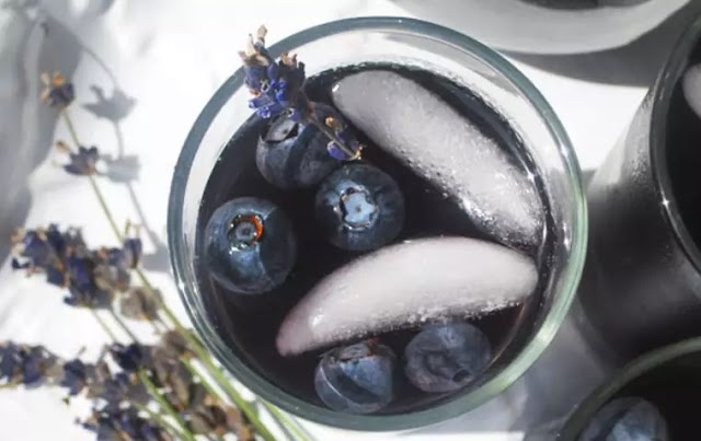 Blueberry Lavender Lemonade #summerrecipe #drinks