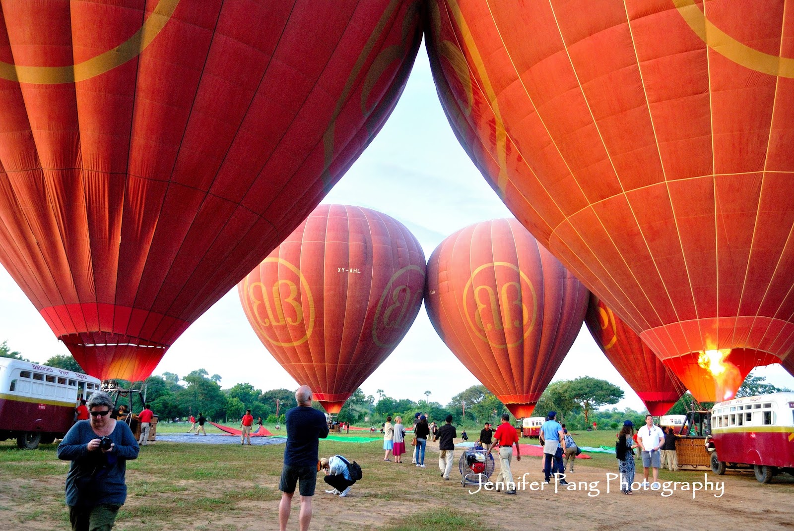 BAGAN PAGODAS & HOT AIR BALLOONS, Myanmar Experience ultimate hotair
