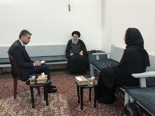 السيد السيستاني وجنيس هنيس ممثلة الامم المتحدة بلاسخرت.jpg السيد السيستاني وجنيس هنيس ممثلة الامم المتحدة بلاسخرت.jpg