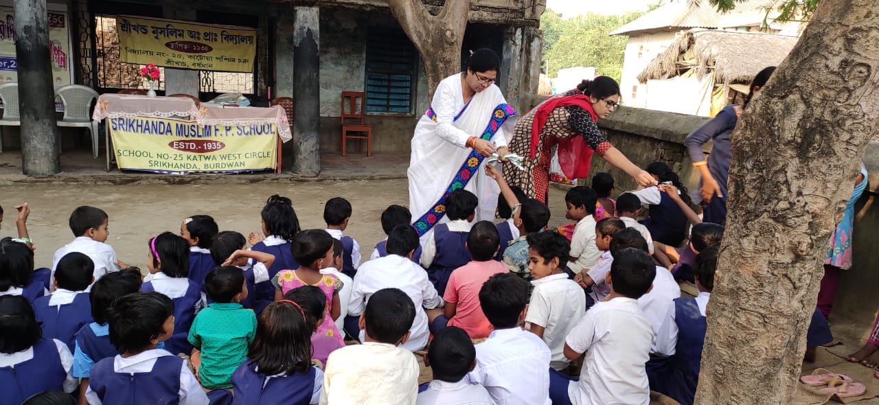 বিশ্ব শিশু দিবস পালিত হল কাটোয়ার শ্রীখণ্ড মুসলিম অবৈতনিক প্রাথমিক বিদ্যালয়ে 1 বিশ্ব শিশু দিবস পালিত হল কাটোয়ার শ্রীখণ্ড মুসলিম অবৈতনিক প্রাথমিক বিদ্যালয়ে