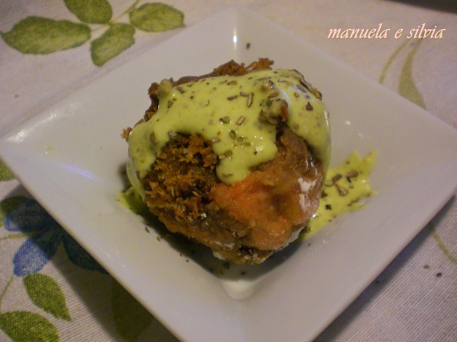 canederli di segale e salmone affumicato con crema di panna al pesto di basilico