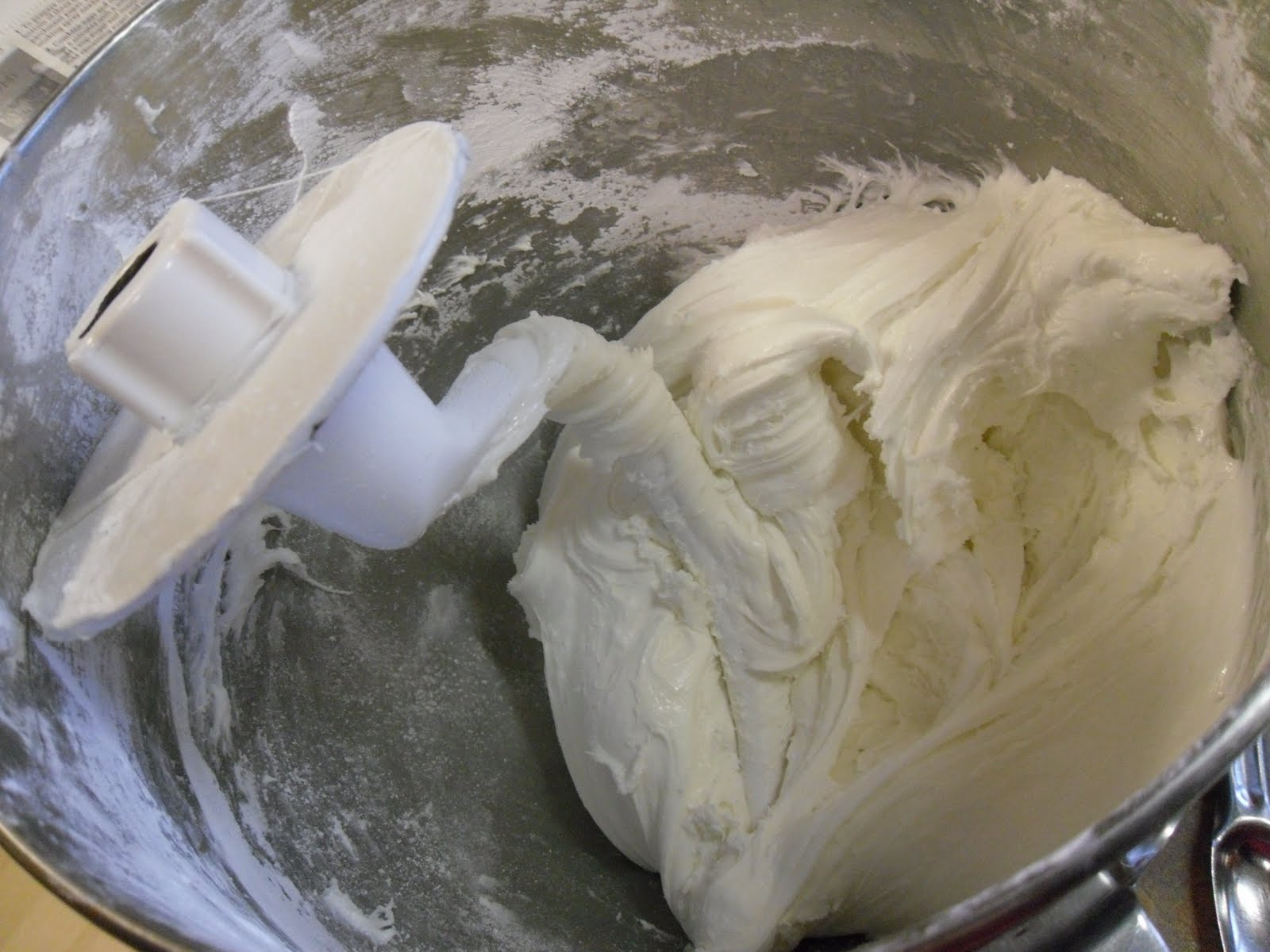 Cake Concepts by Cathy Using Kitchen Aid mixer to make marshmallow