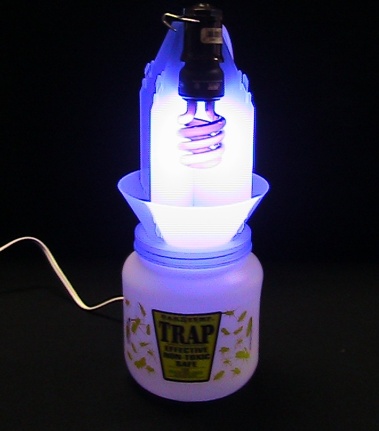 Ловушка для блох 19 век. Light trap. Светоловушка. Световая ловушка для бабочек. Электрическая ловушка для насекомых вт-20.