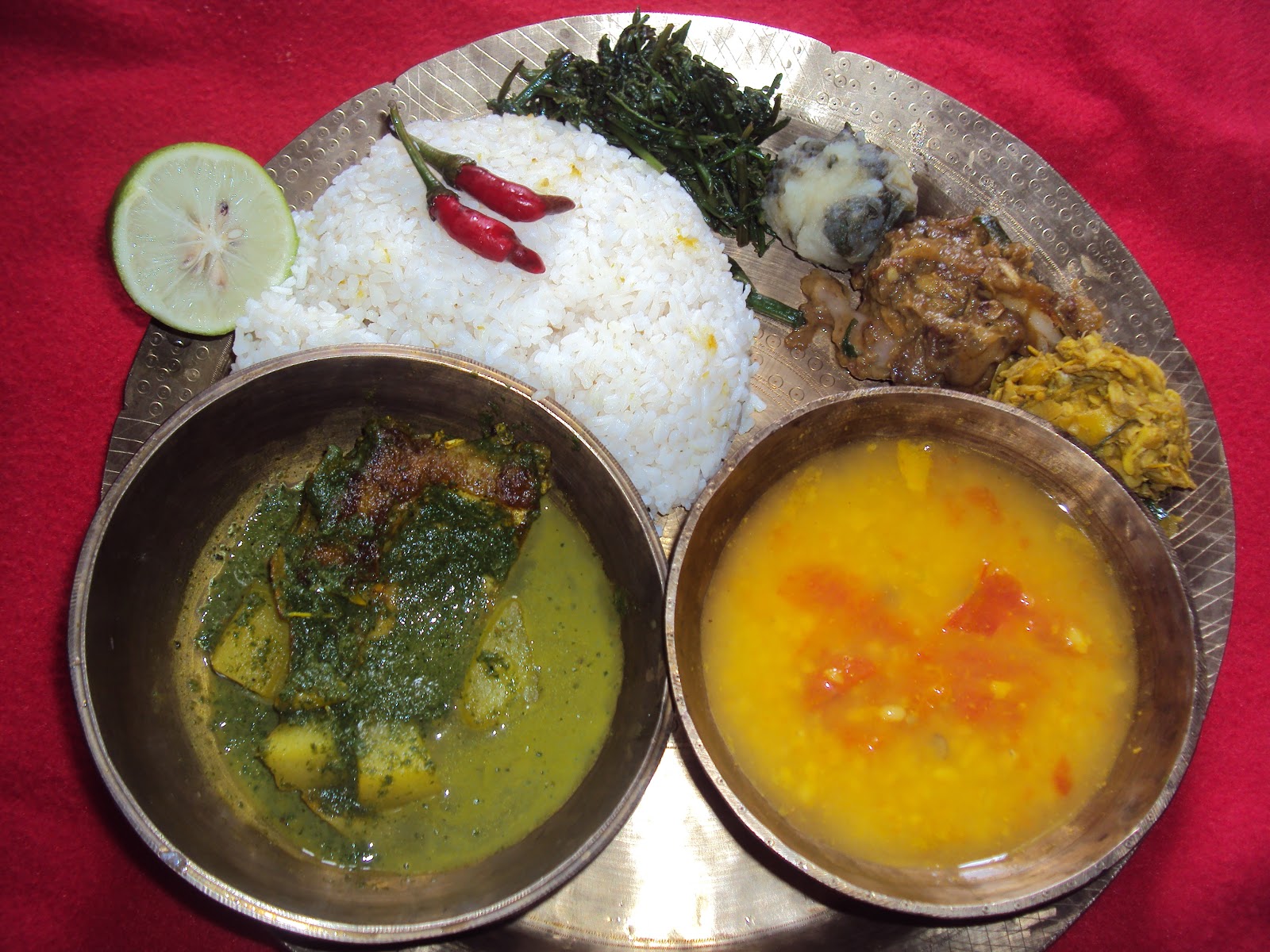 DELICIOUS ASSAMESE THALI An Assamese ThaliFern,Mashed potato with