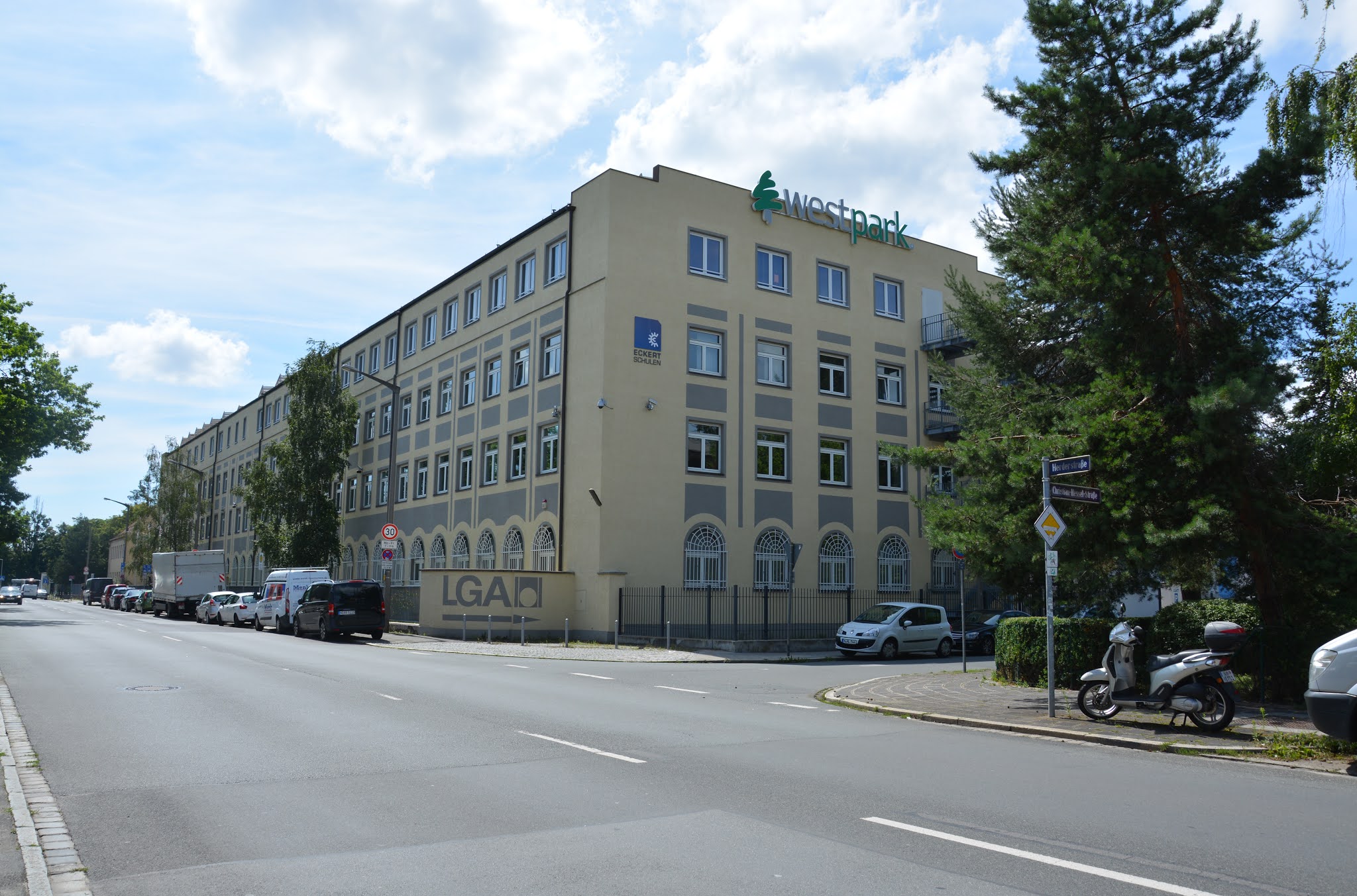 Nürnberginfo: Em-eukal ist jetzt der Westpark