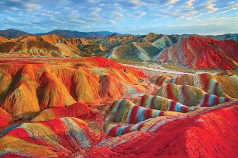 Most Beautiful Places in The World to Travel Zhangye National Geopark