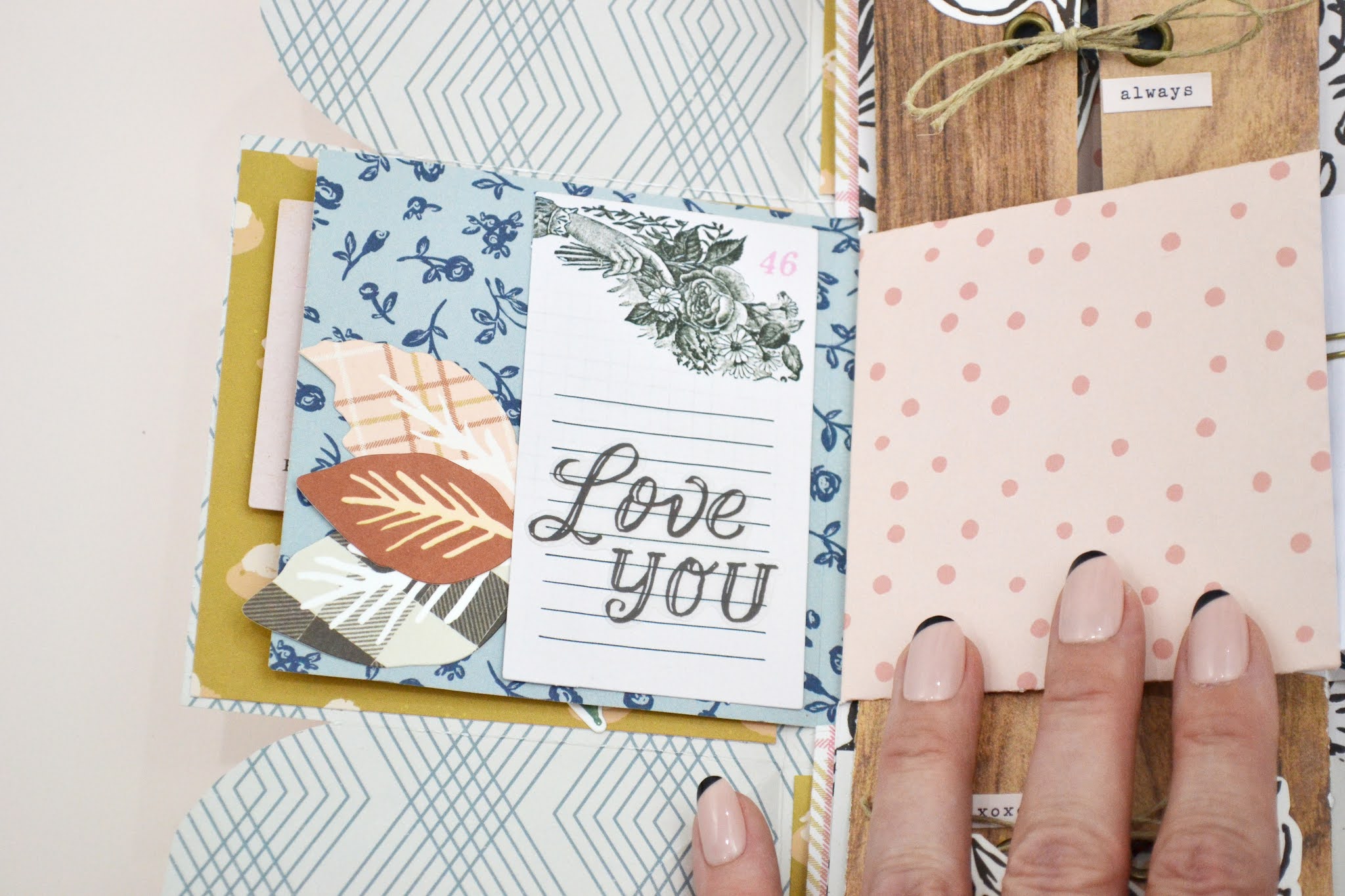 Aly Dosdall how to make an explosion box with the we r memory keepers