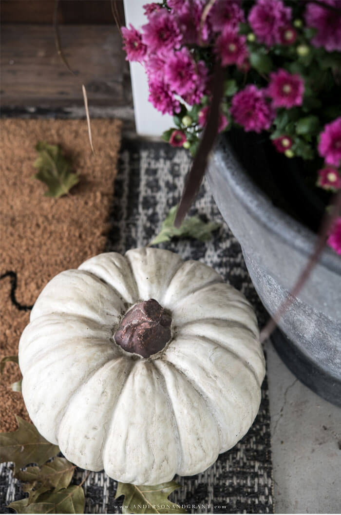 DIY Chalk Paint Pumpkins - How to Make Them Look Like Real Heirlooms