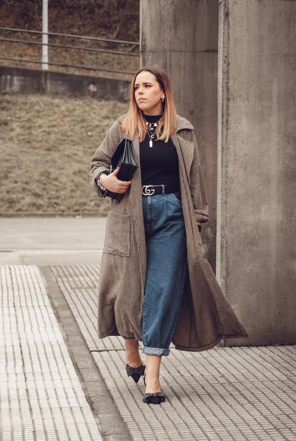 Outfit con pantalones slouchy