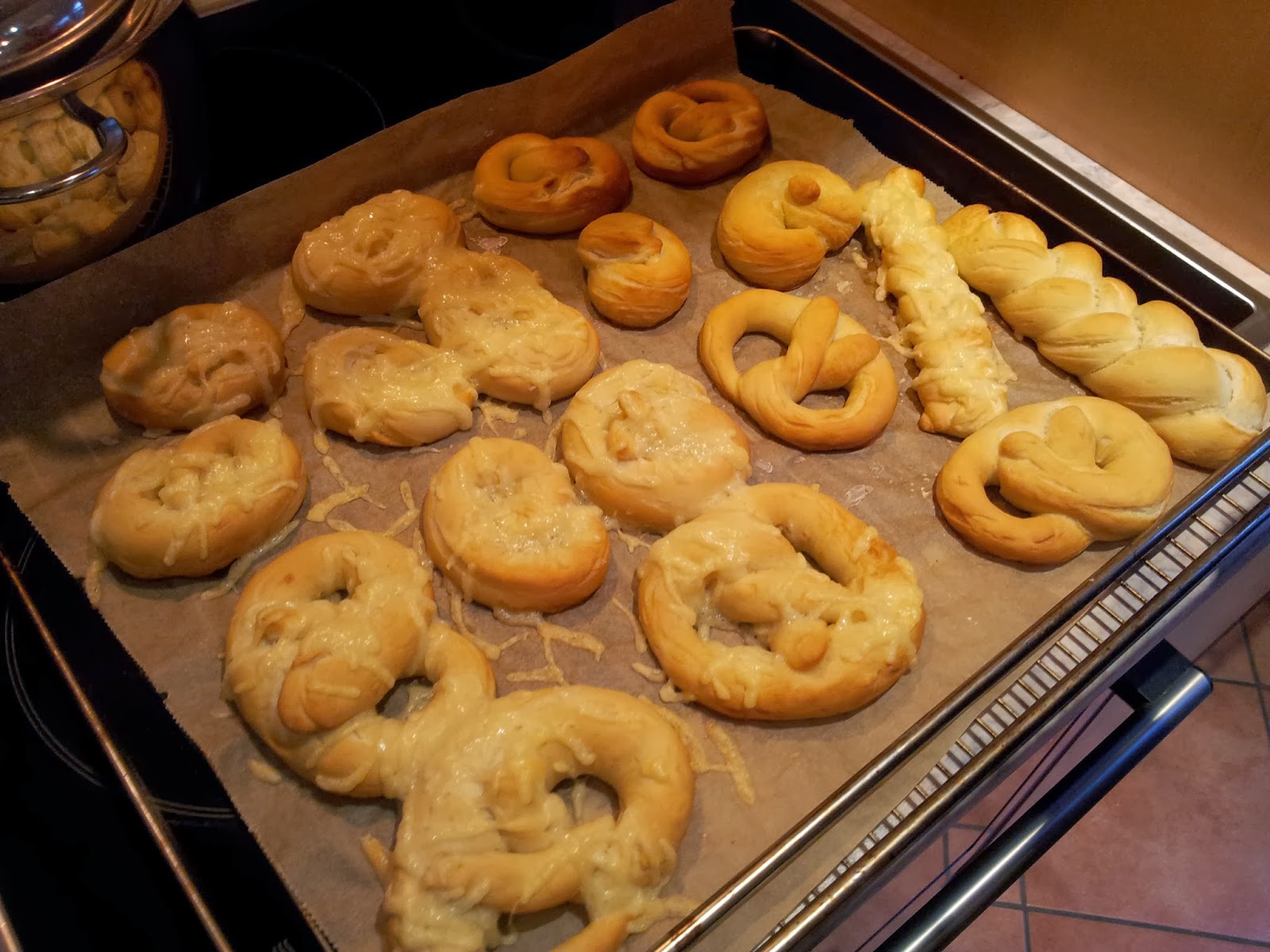 Wilkommen in der Welt von Cupcakes, Kuchen & Co. ♥: Laugengebäck- mit ... Wilkommen in der Welt von Cupcakes, Kuchen & Co. ♥: Laugengebäck- mit ...