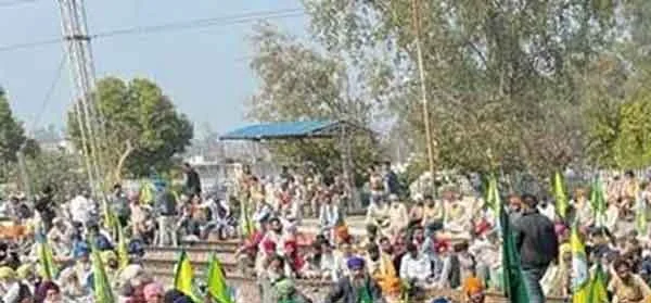 News, National, India, Lucknow, Uttar Pradesh, Farmers, Protest, Protesters, Police, Case, Section 144 imposed in Lucknow in view of farmers' rail roko protest over Lakhimpur Kheri violence