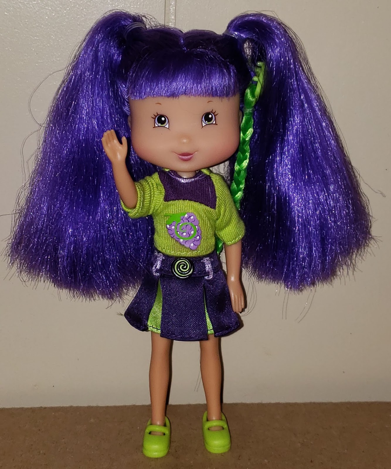 strawberry shortcake doll shoes