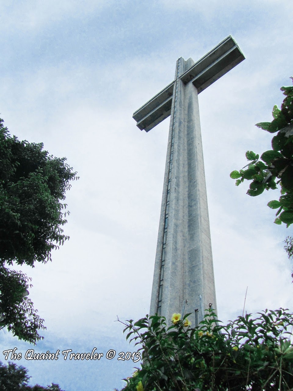 The Quaint Traveler: Dambana ng Kagitingan (Mount Samat Shrine), Pilar ...