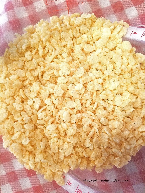 rice krispies  in a big bowl