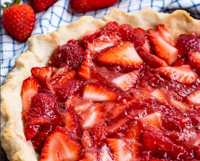 Strawberry Pie #desserts #strawberry