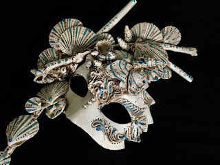click to see and buy this stunning handmade masquerade mask for a woman 