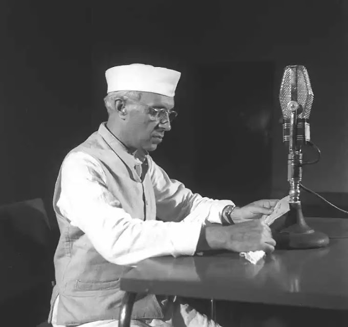 Essay on Pandit Jawahar Lal Nehru in Hindi – जवाहरलाल नेहरू पर निबंध