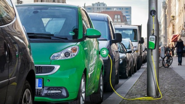 Aumentano le vendite delle auto elettriche in Italia | Economia