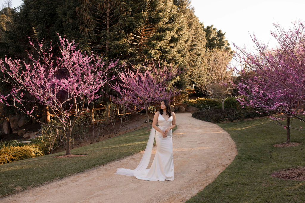 the aisle photography hunter valley weddings bridal gowns stationery floral design venue to the aisle australia | august bloom editorial