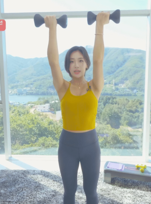 스튜어디스 출신 정유승 트레이너 레깅스