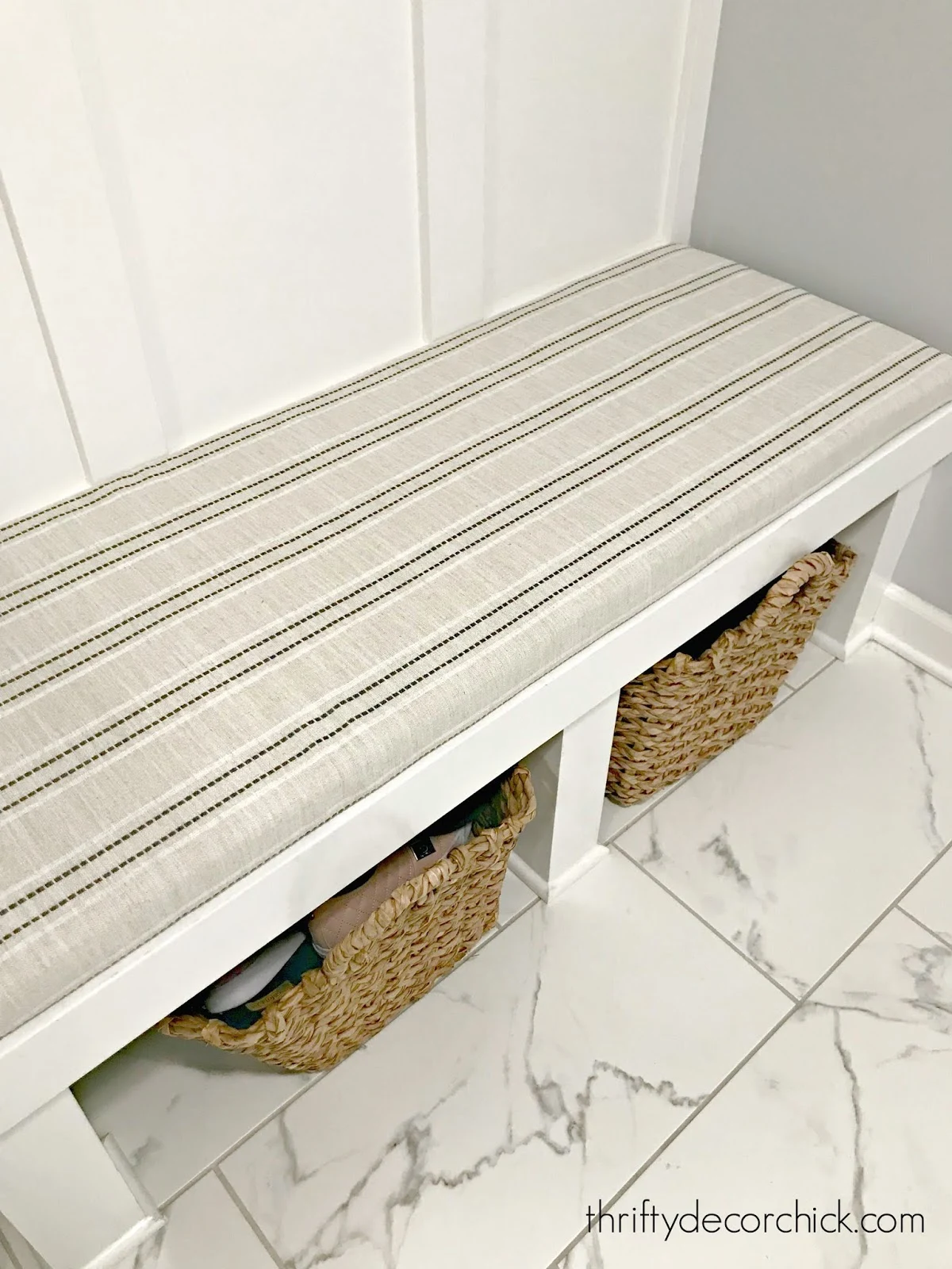 How to Make a No Sew Bench Seat Cushion Thrifty Decor Chick Thrifty