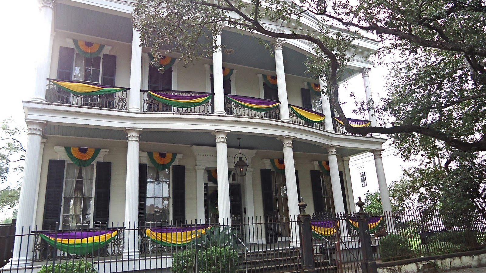 welcome house mardi gras